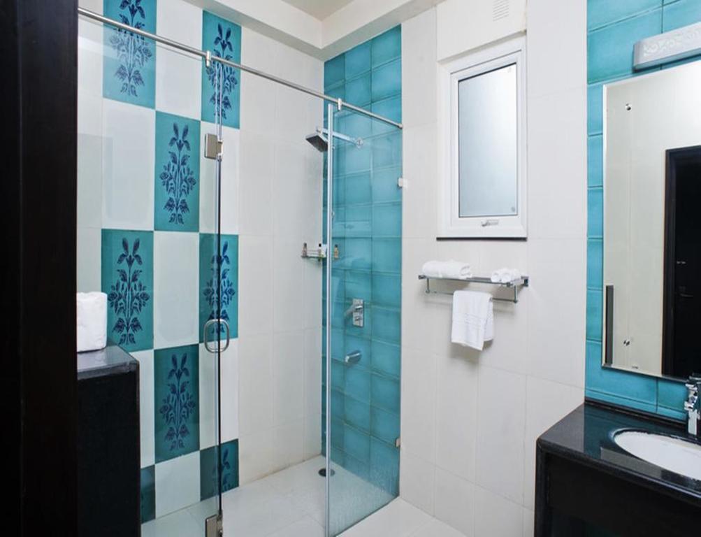 Charanpahari Hotel نيودلهي المظهر الخارجي الصورة